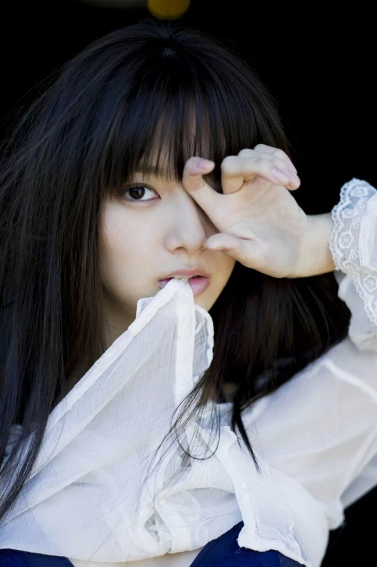 新川優愛エロ画像001