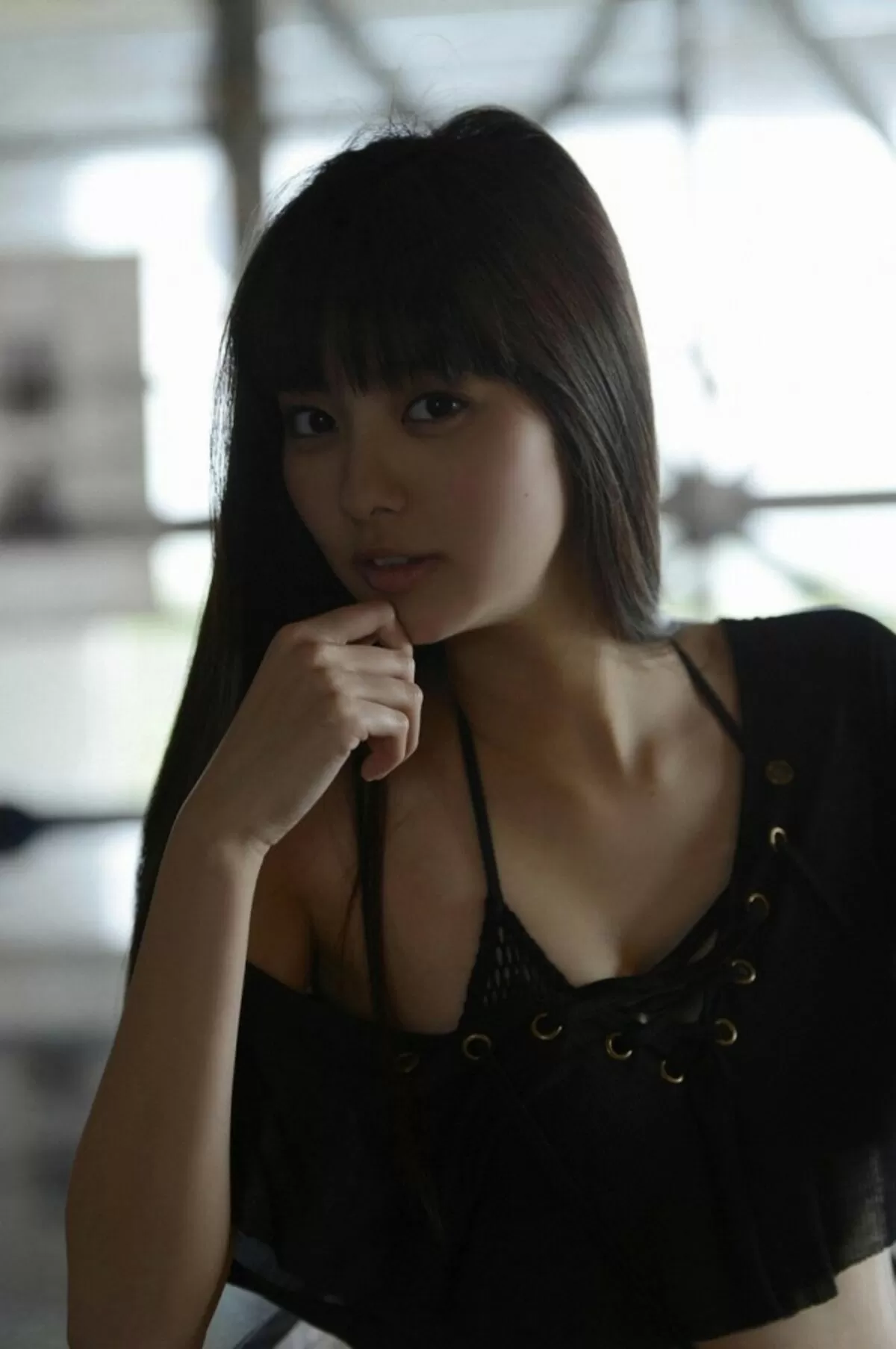 新川優愛エロ画像012