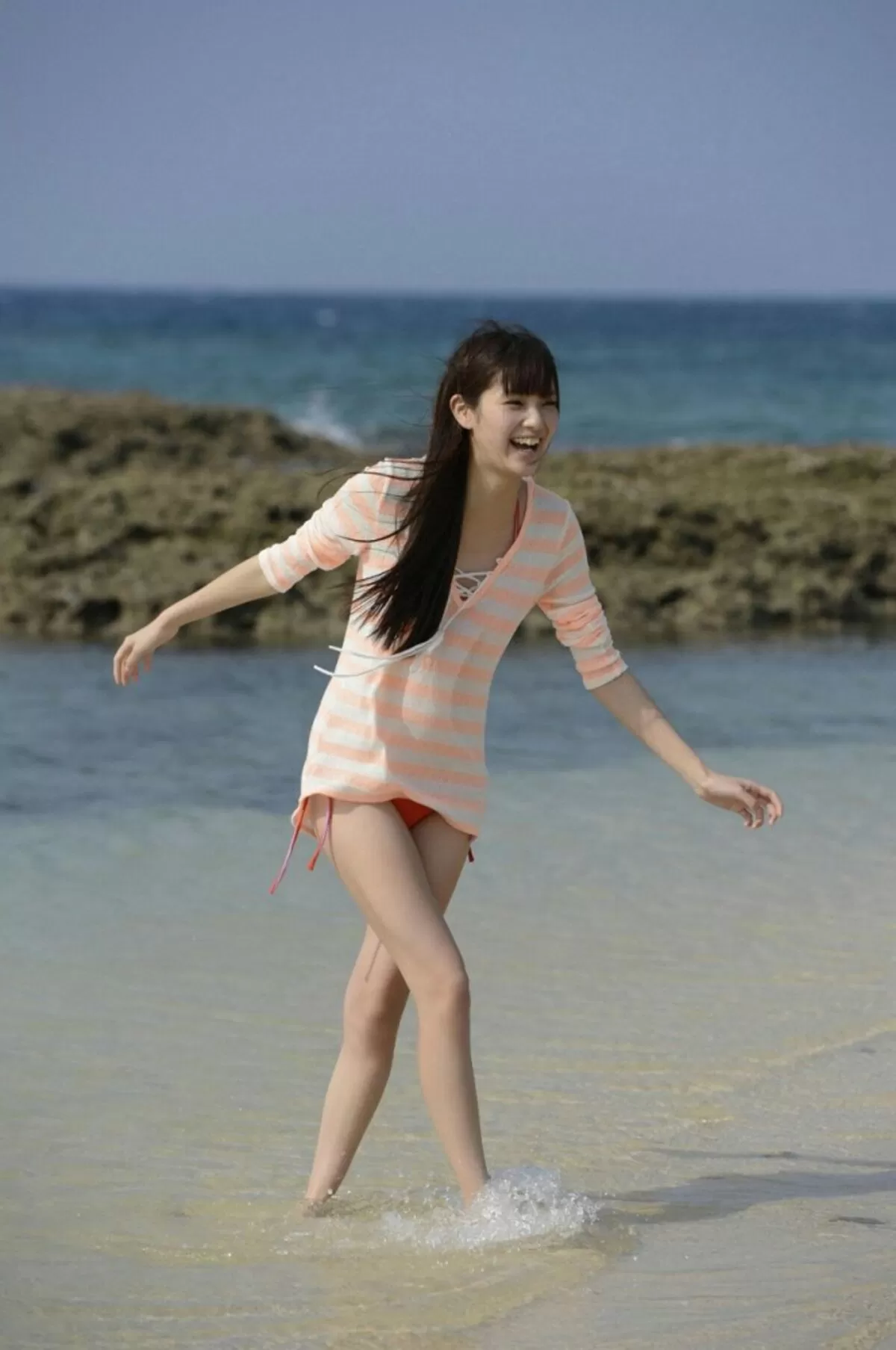 新川優愛エロ画像095