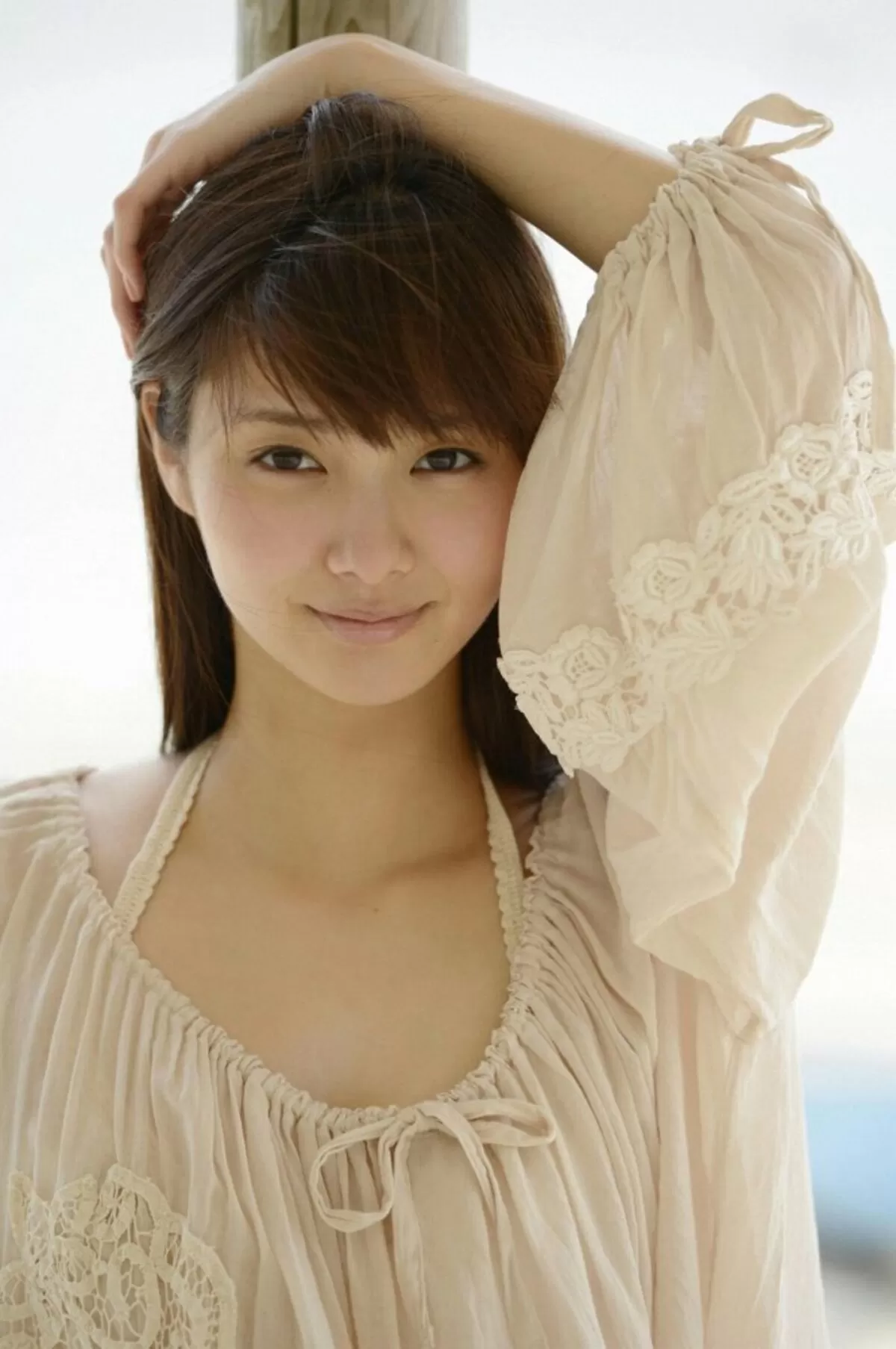 新川優愛エロ画像106