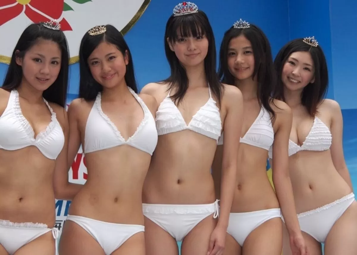 新川優愛エロ画像111