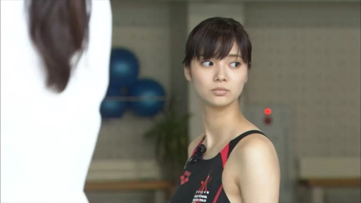 新川優愛エロ画像116
