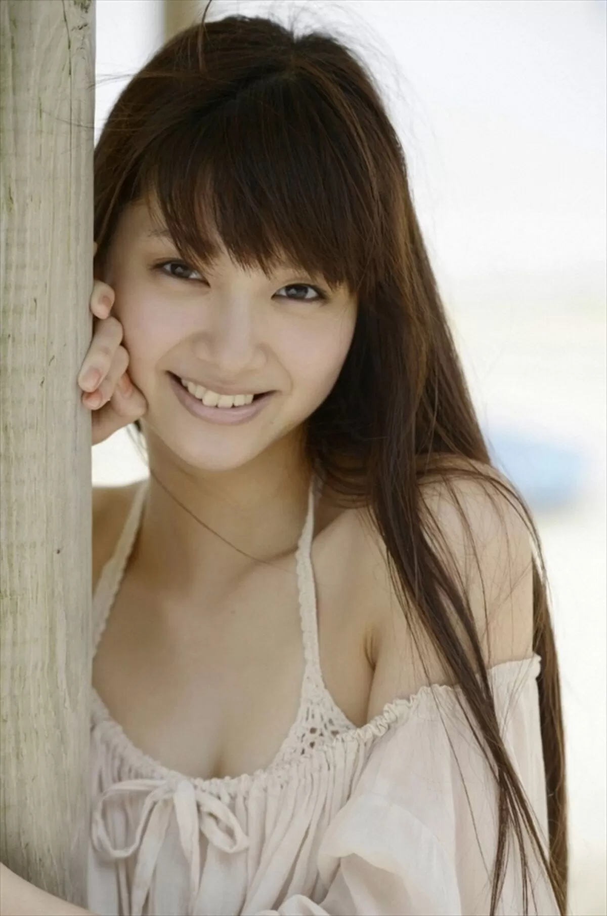 新川優愛エロ画像157