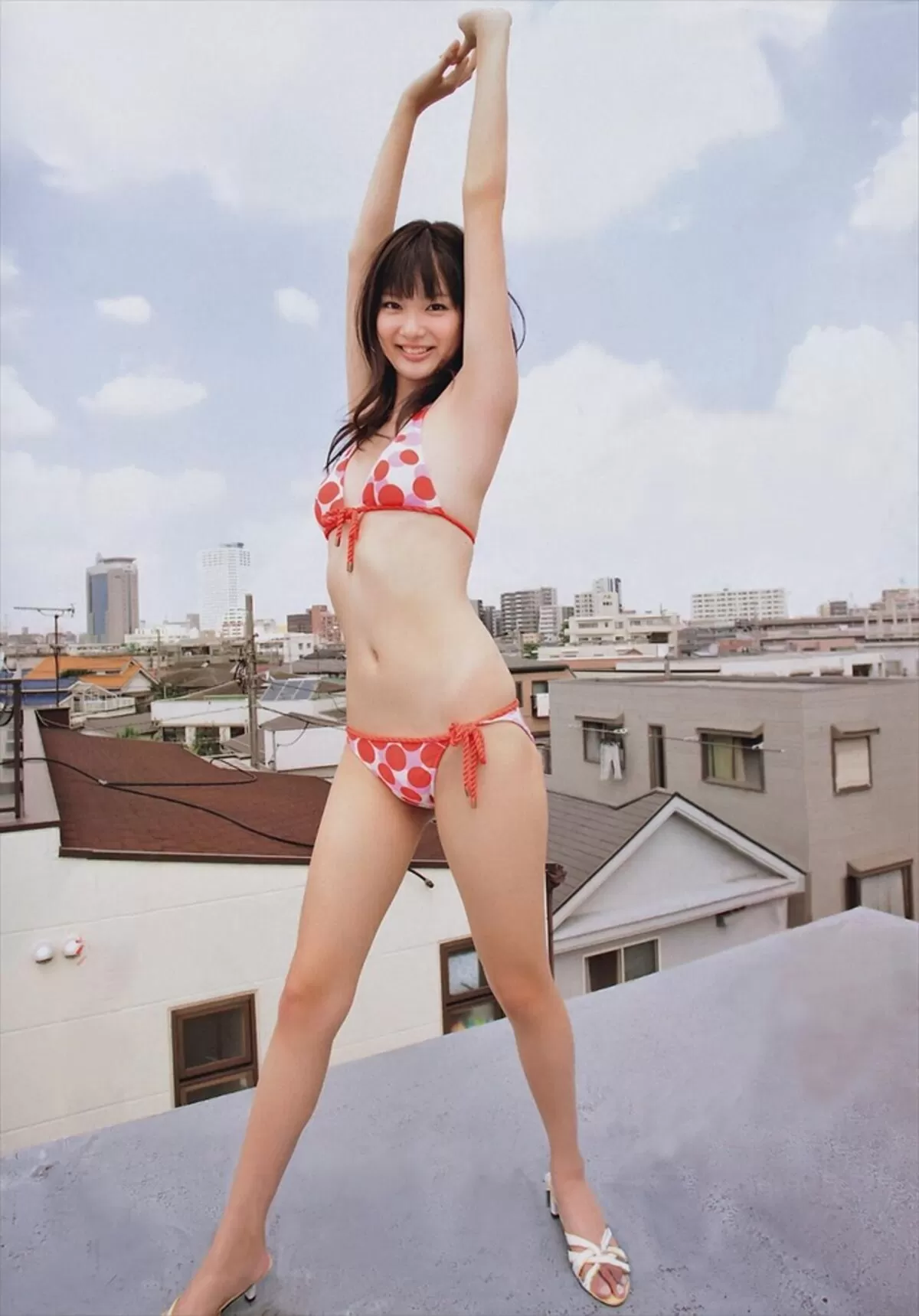 新川優愛エロ画像158