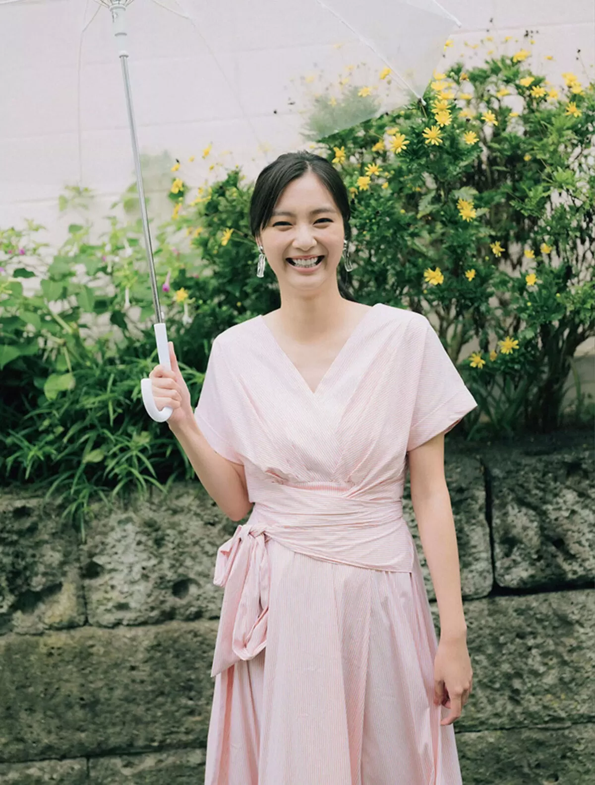 新川優愛エロ画像184