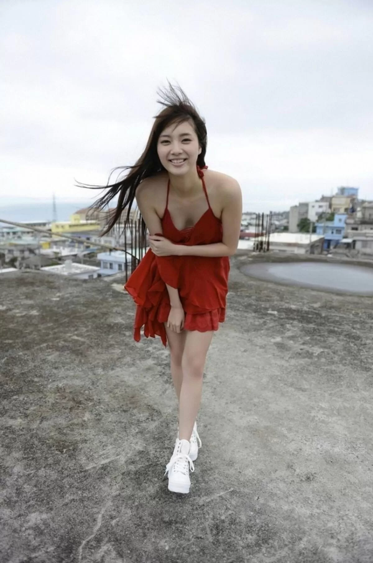 新川優愛エロ画像193