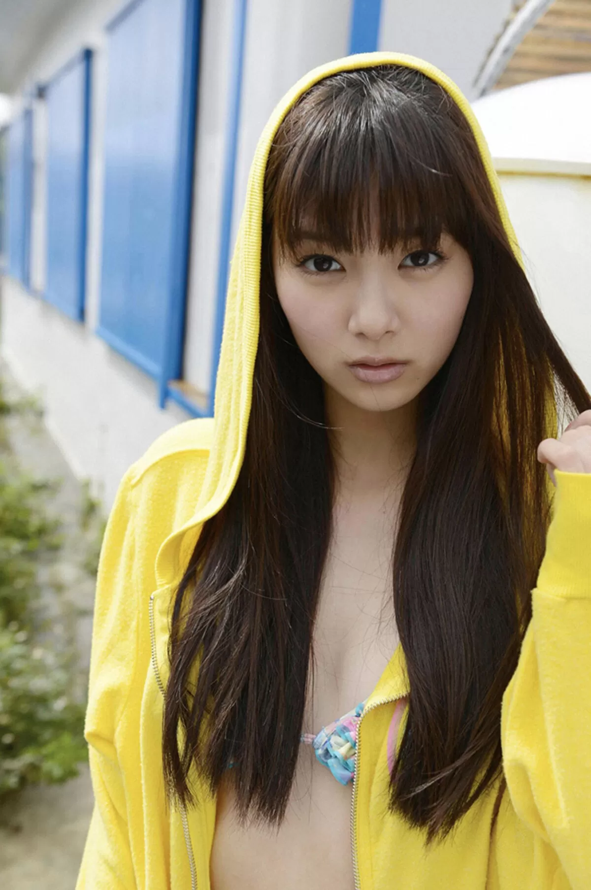 新川優愛エロ画像258