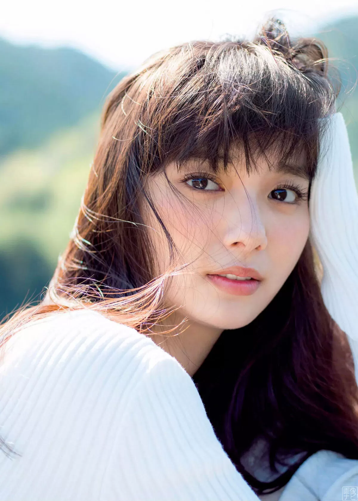 新川優愛エロ画像268