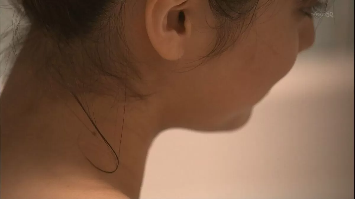 新川優愛エロ画像288