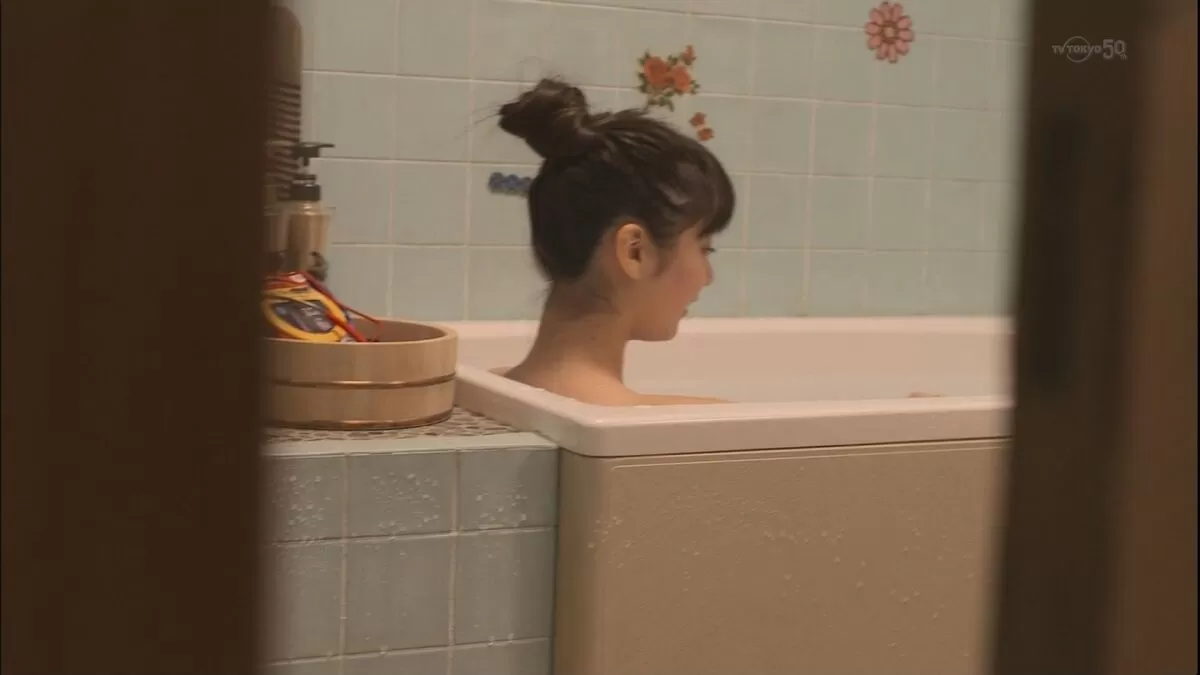 新川優愛エロ画像290