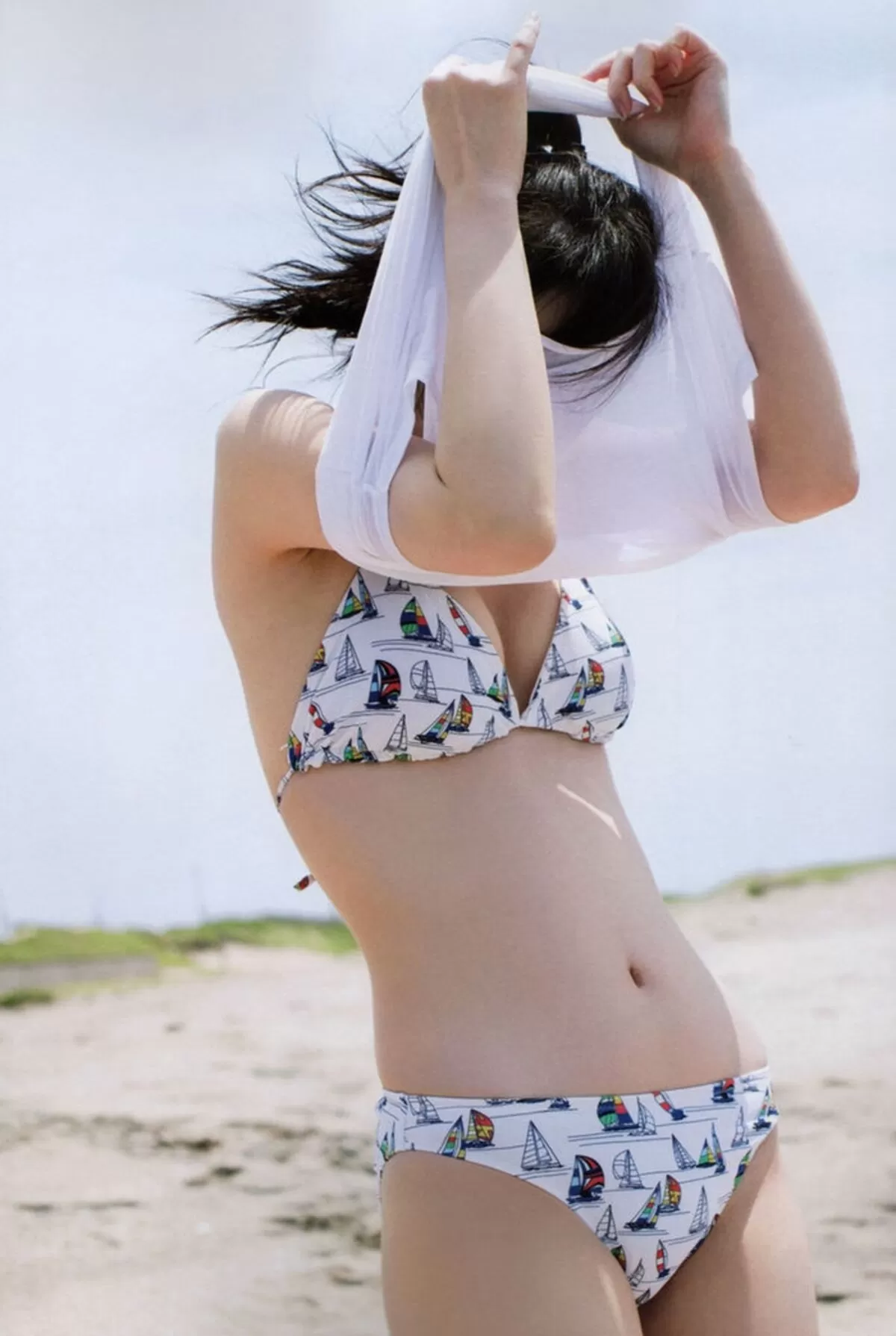高山一実エロ画像023