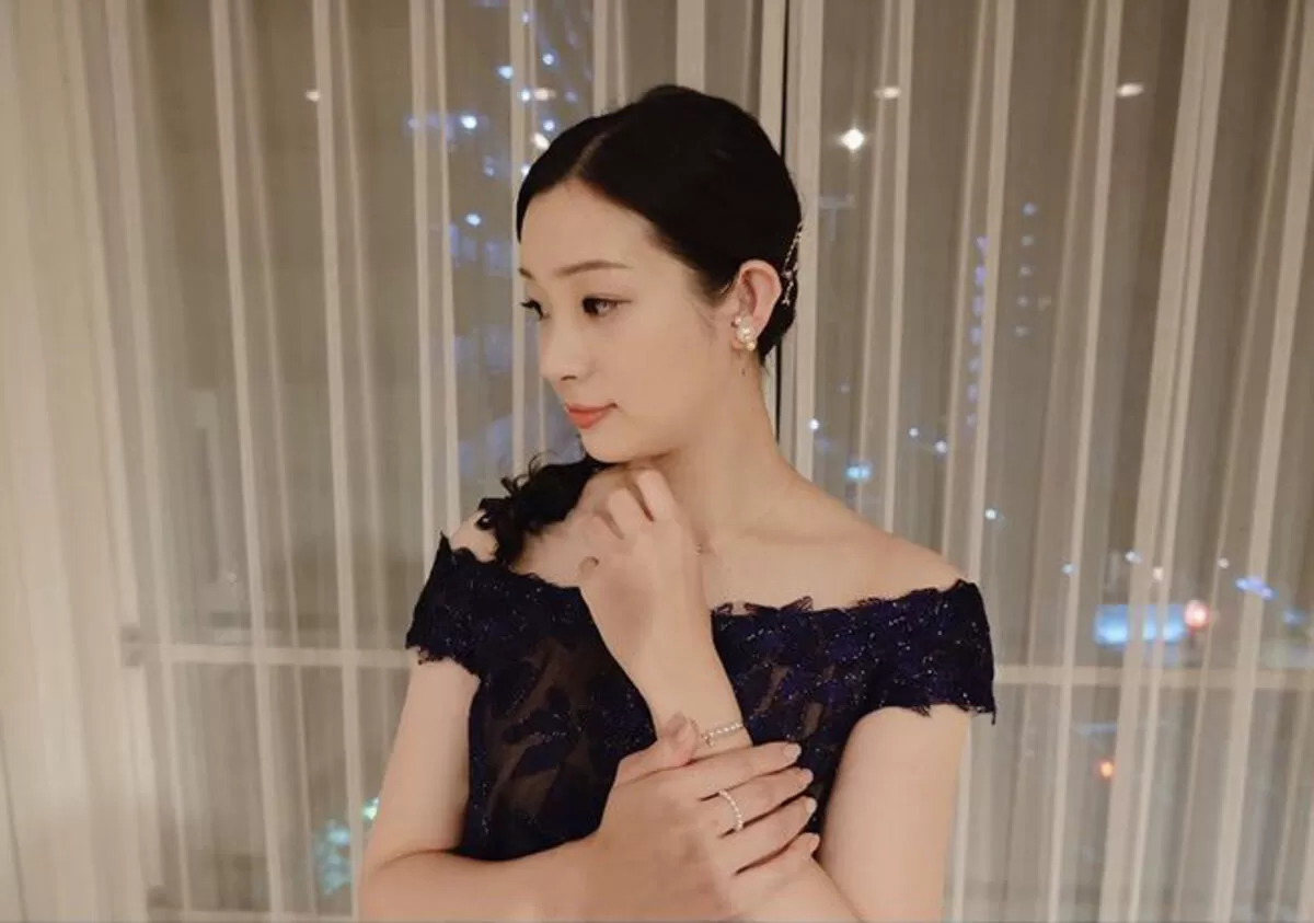 足立梨花エロ画像034