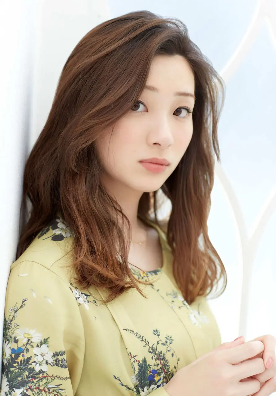足立梨花エロ画像181