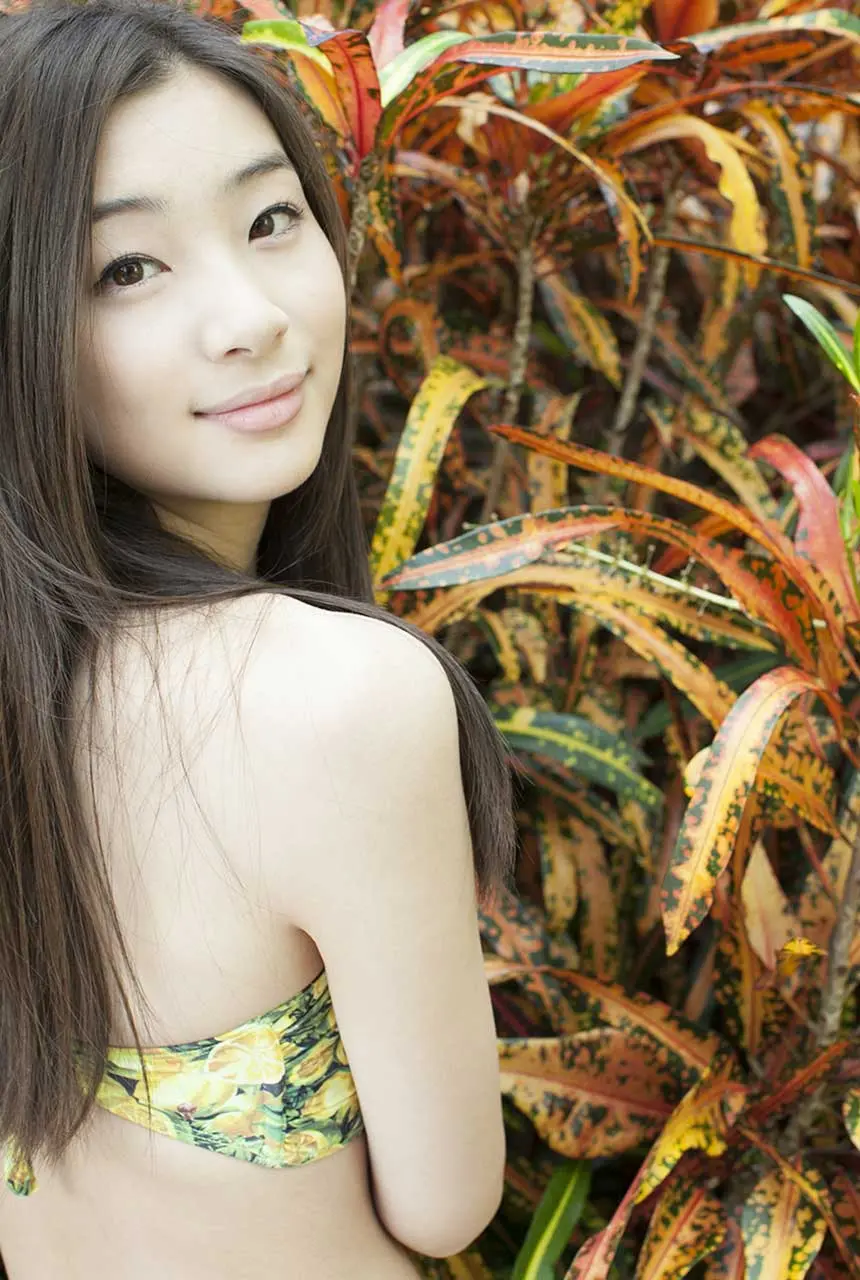 足立梨花エロ画像223