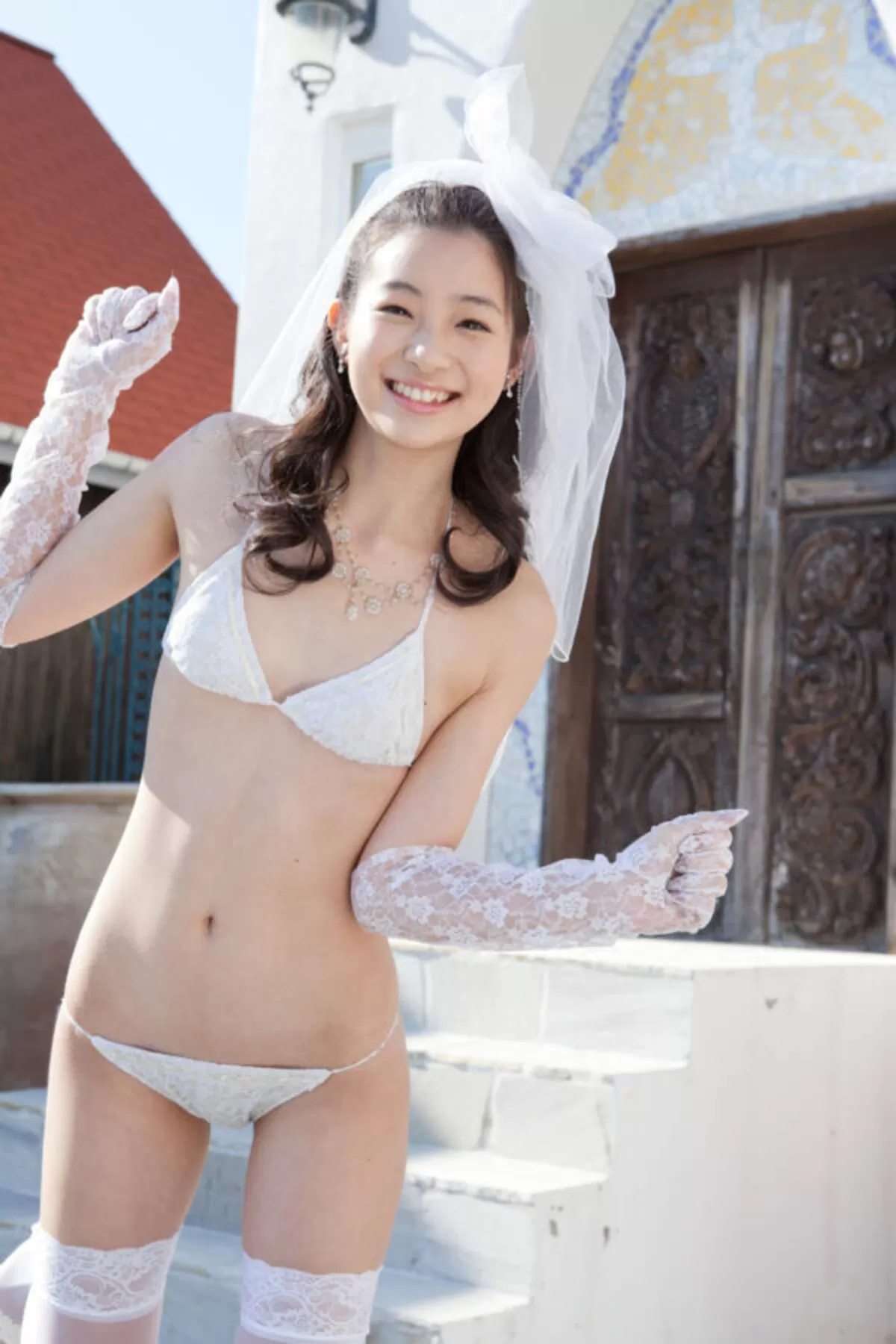 足立梨花エロ画像350