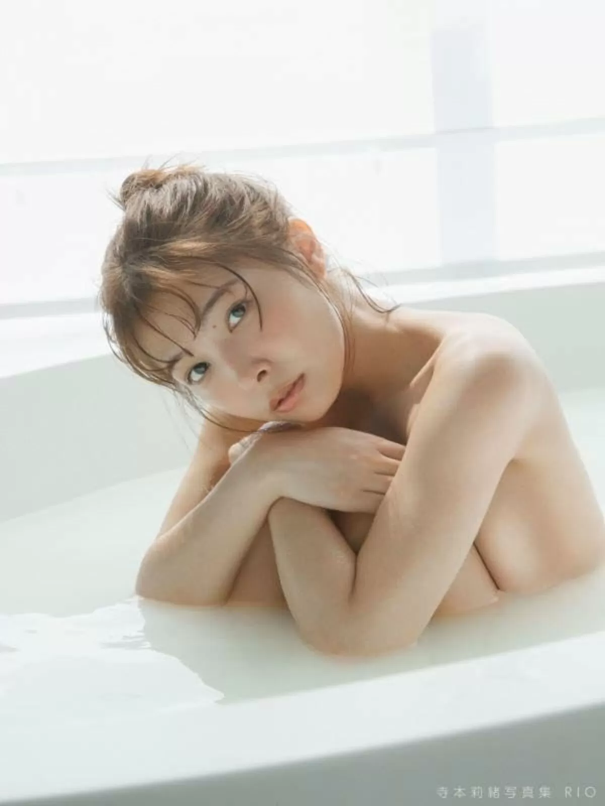 寺本莉緒エロ画像007
