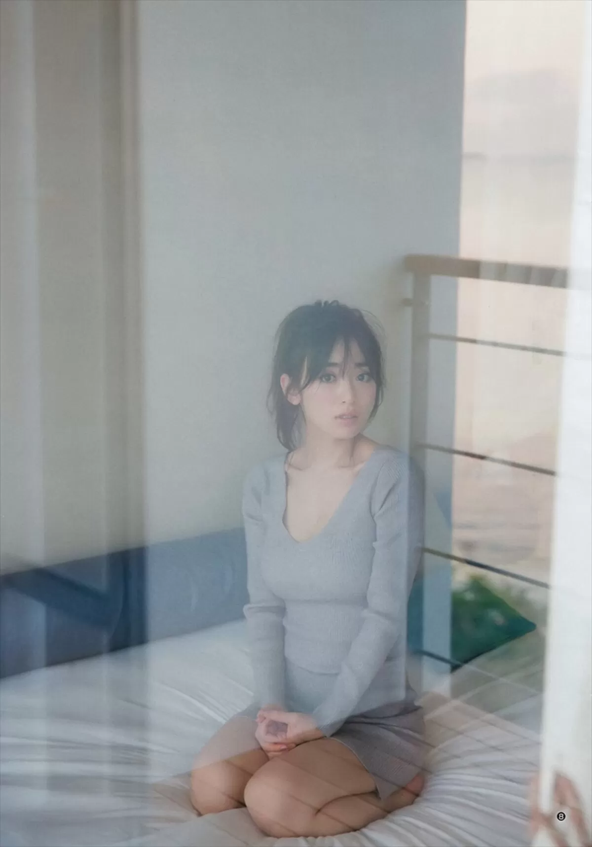 泉里香エロ画像283