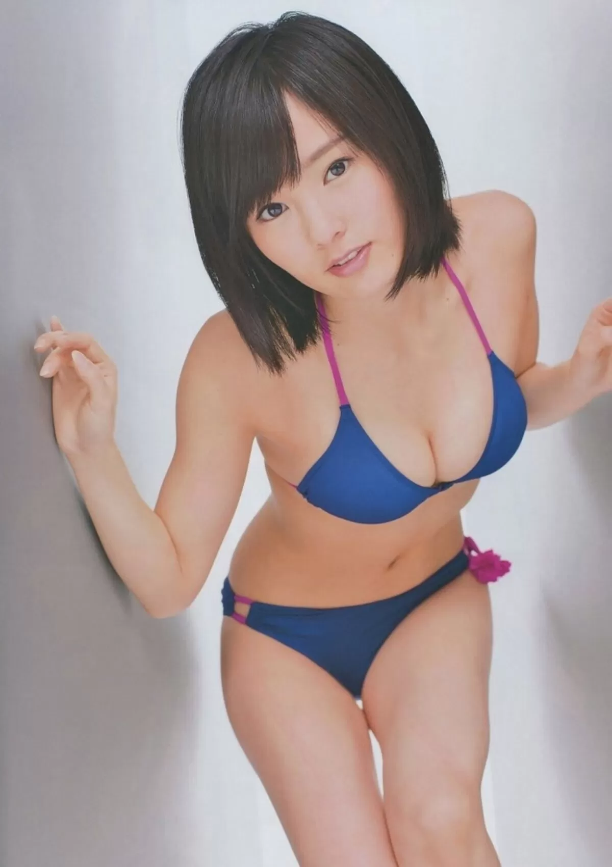 山本彩エロ画像057