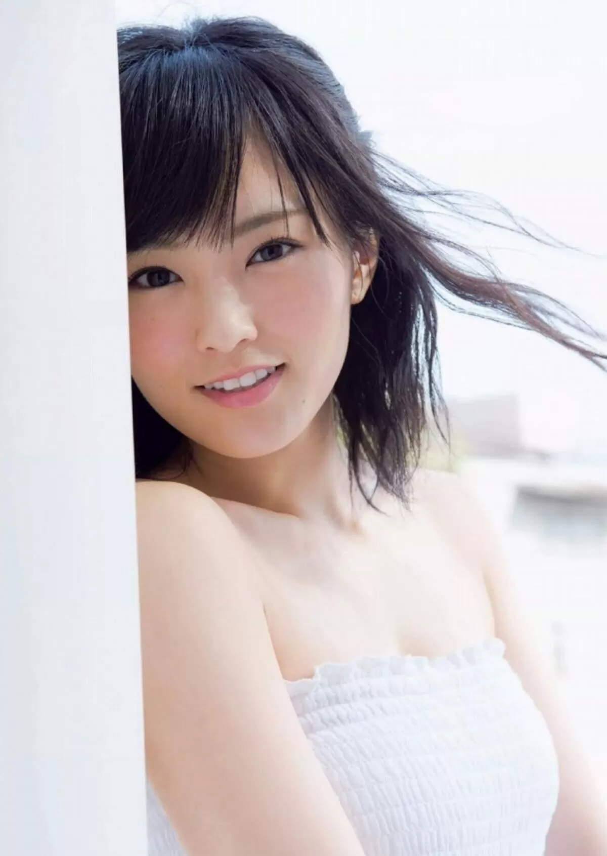 山本彩エロ画像087