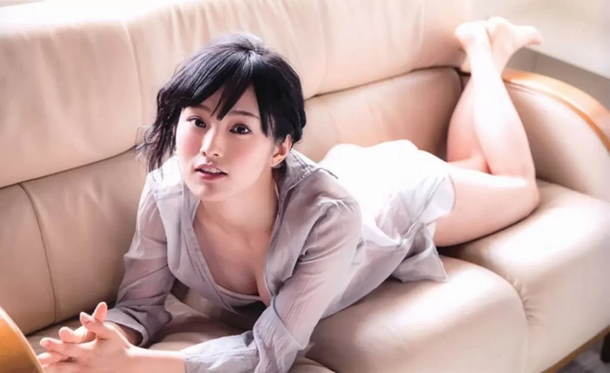 山本彩エロ画像093
