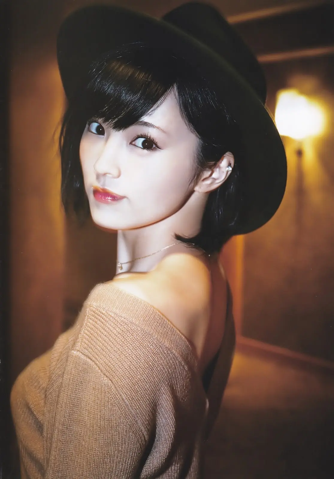 山本彩エロ画像199