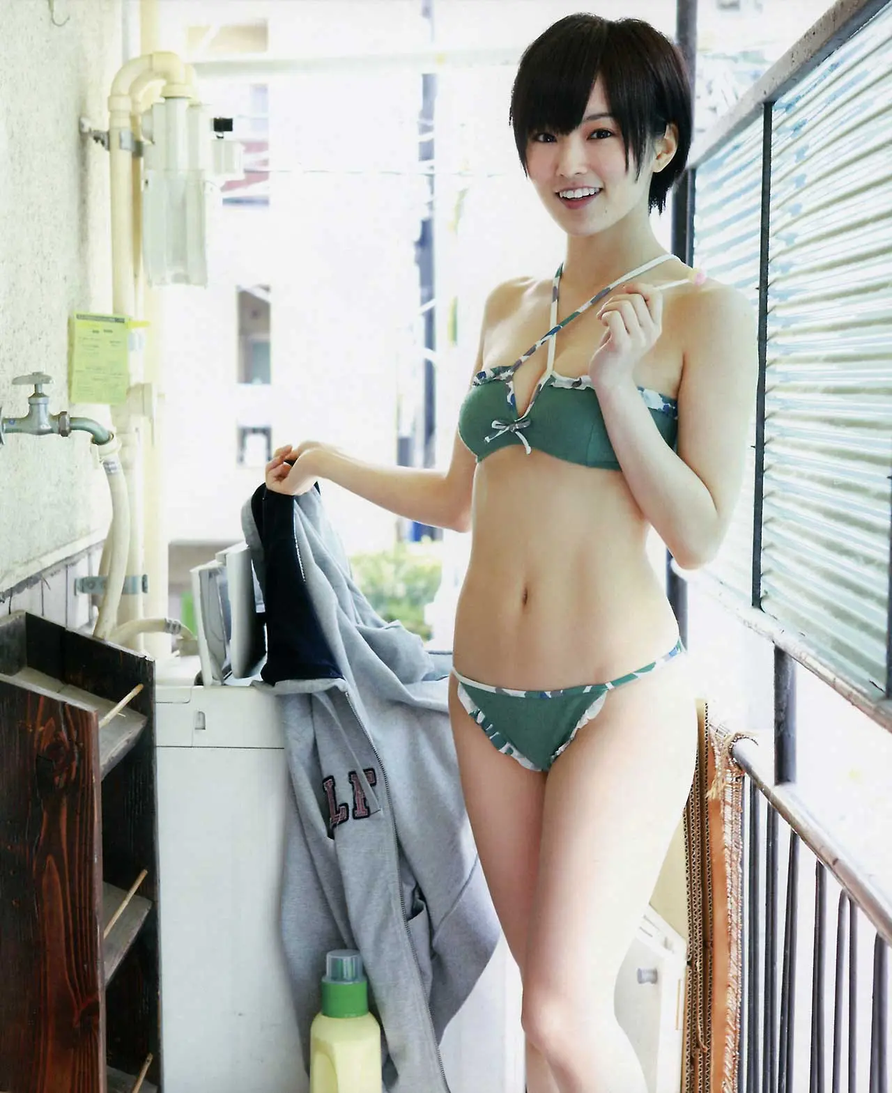 山本彩エロ画像348