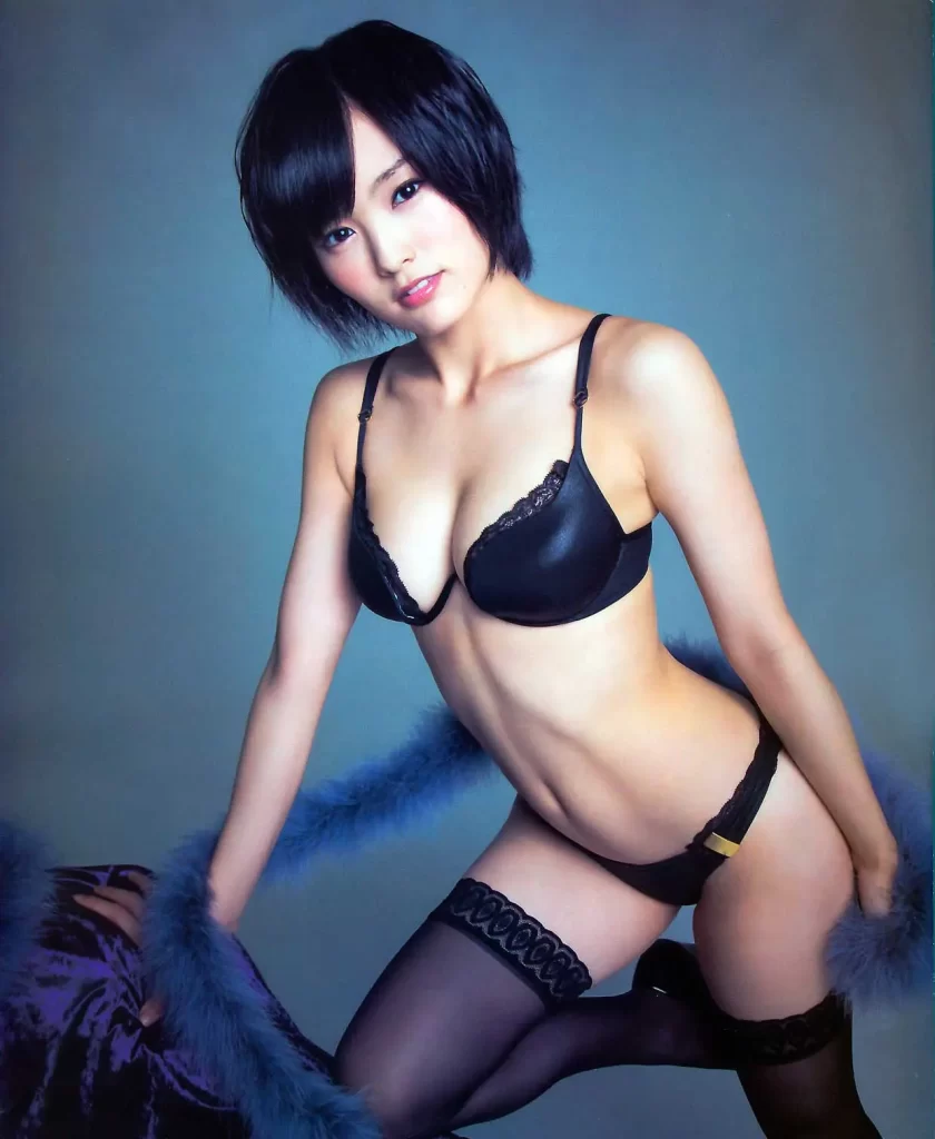 山本彩エロ画像558