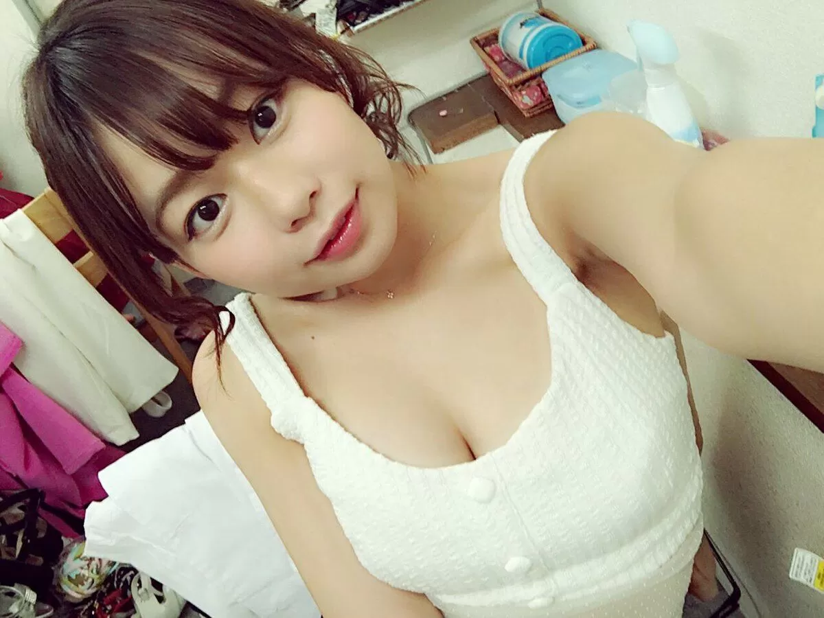 和地つかさエロ画像639