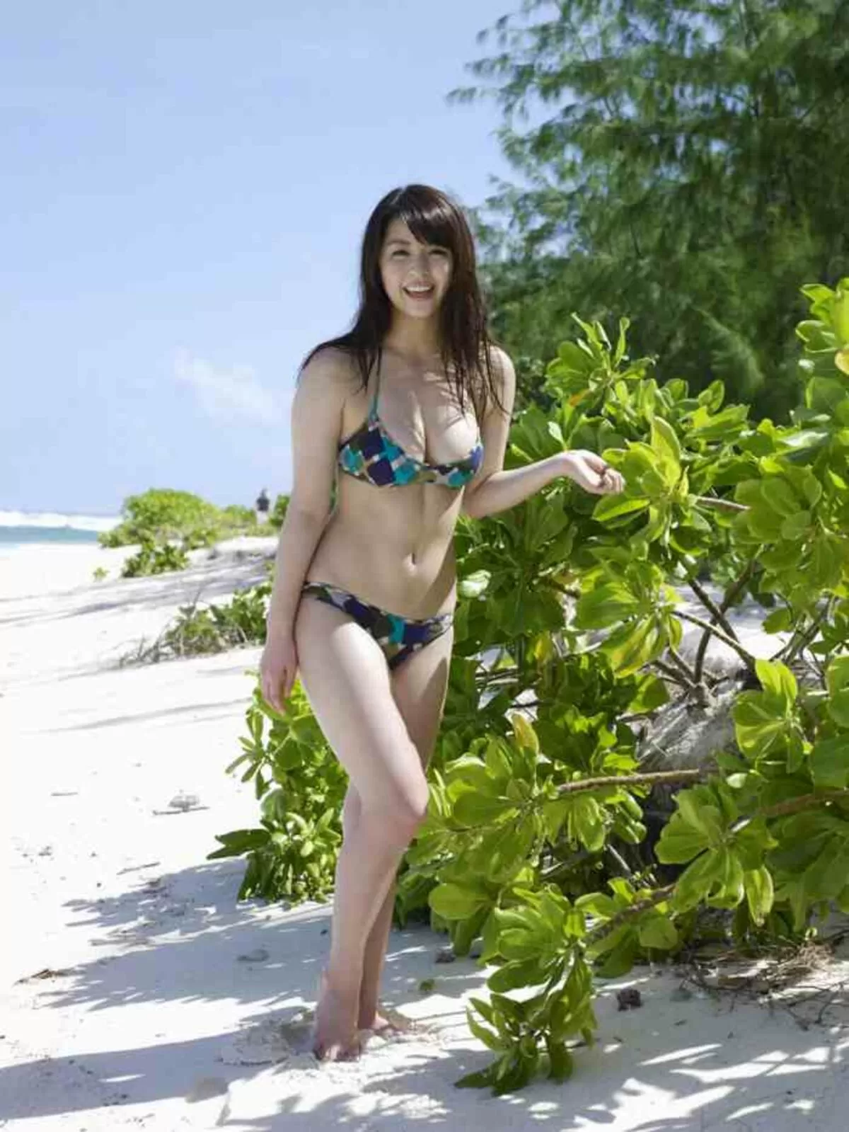 柳ゆり菜エロ画像100
