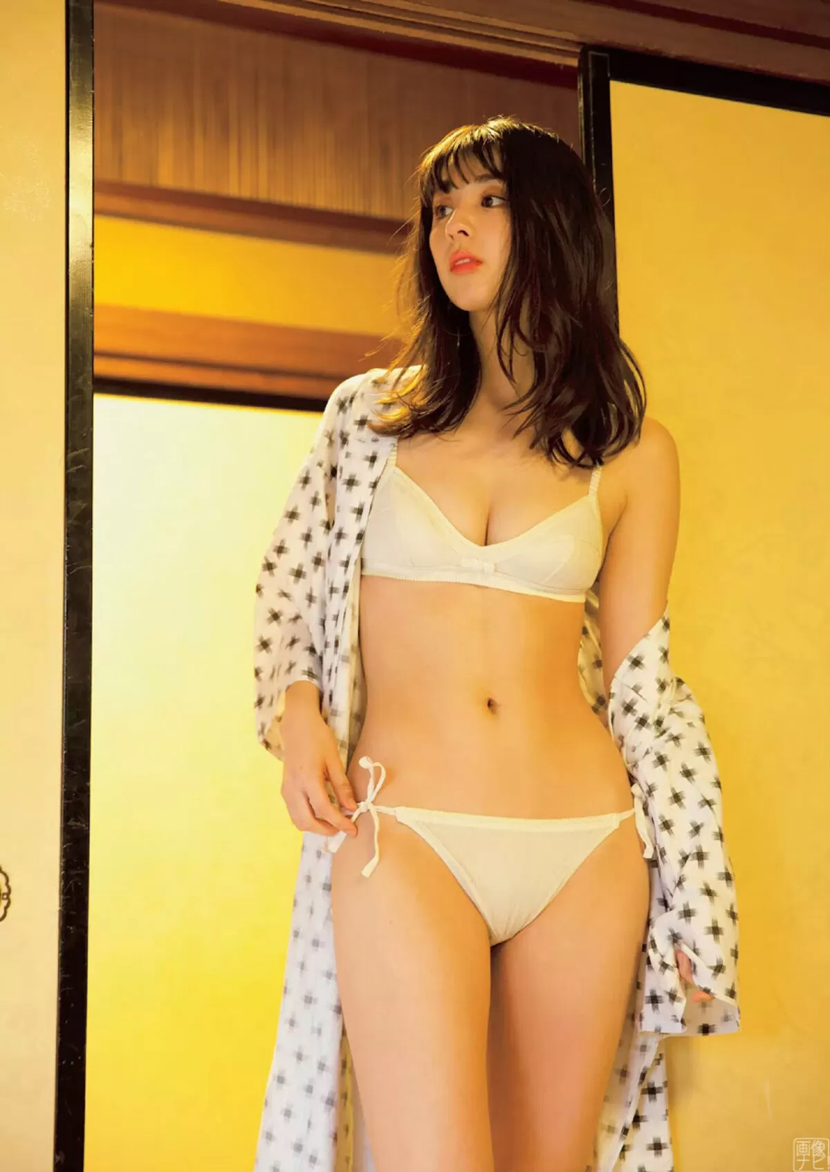 柳ゆり菜エロ画像212