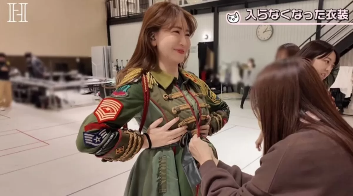 小嶋陽菜エロ画像015