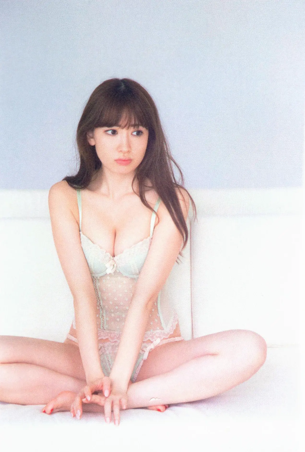 小嶋陽菜エロ画像302