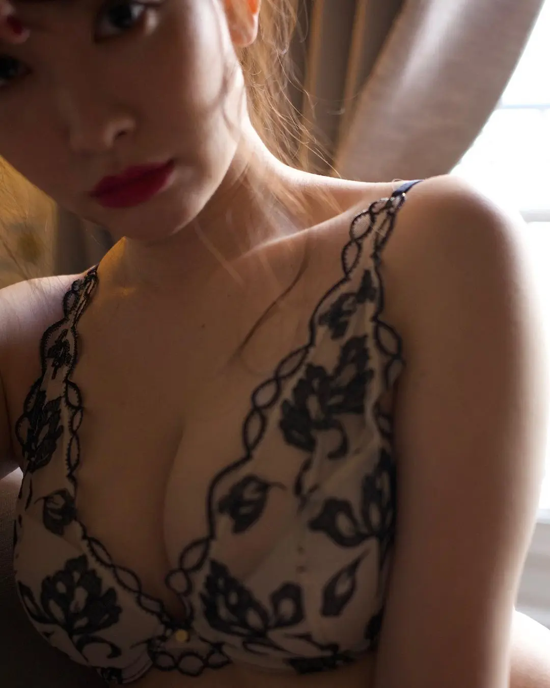 小嶋陽菜エロ画像386