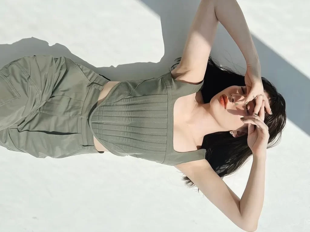 小嶋陽菜エロ画像393