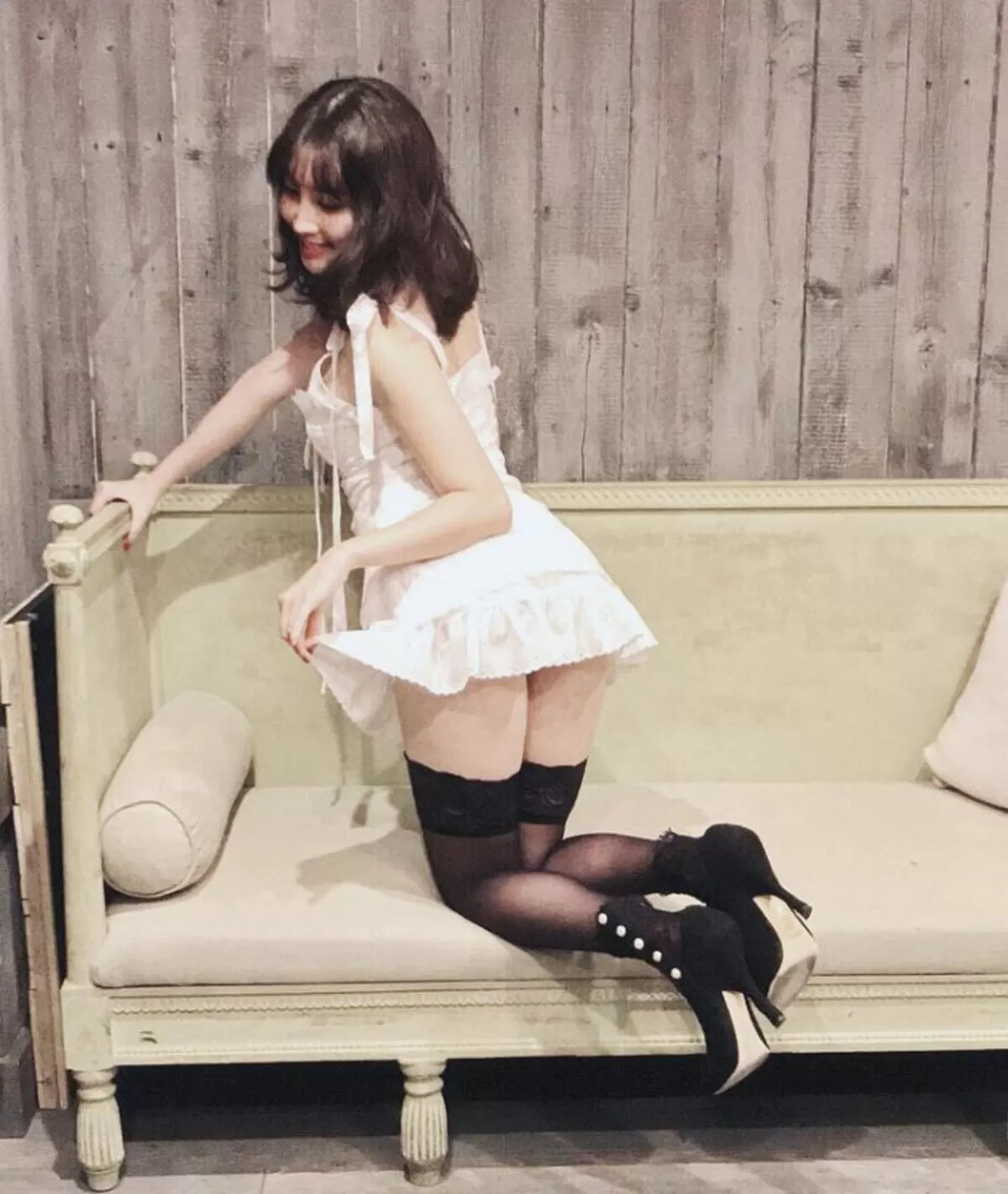 小嶋陽菜エロ画像492