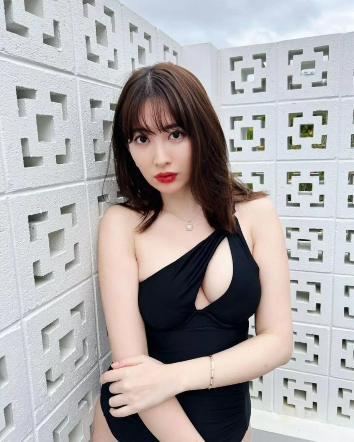 小嶋陽菜エロ画像583