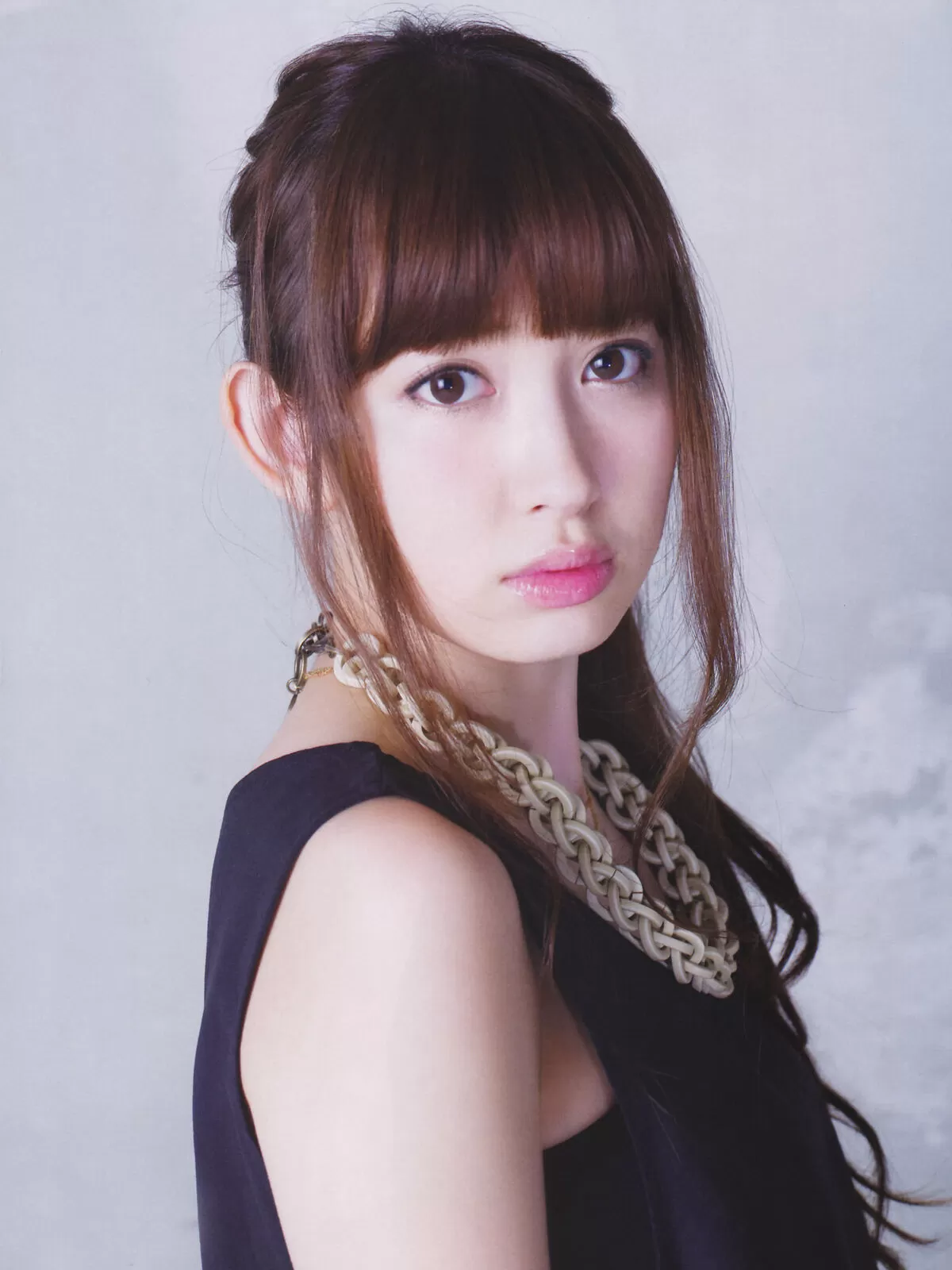 小嶋陽菜エロ画像704