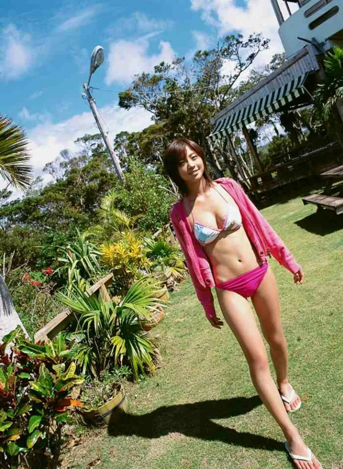 安田美沙子エロ画像020