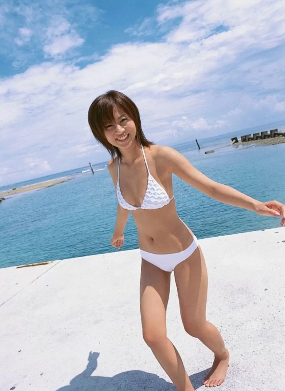 安田美沙子エロ画像059