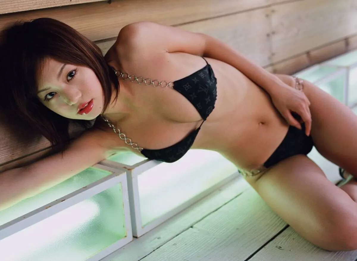安田美沙子エロ画像198