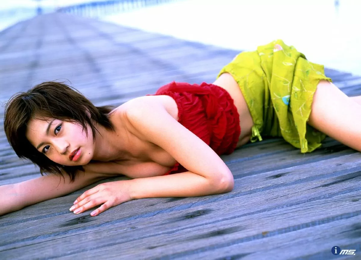 安田美沙子エロ画像236