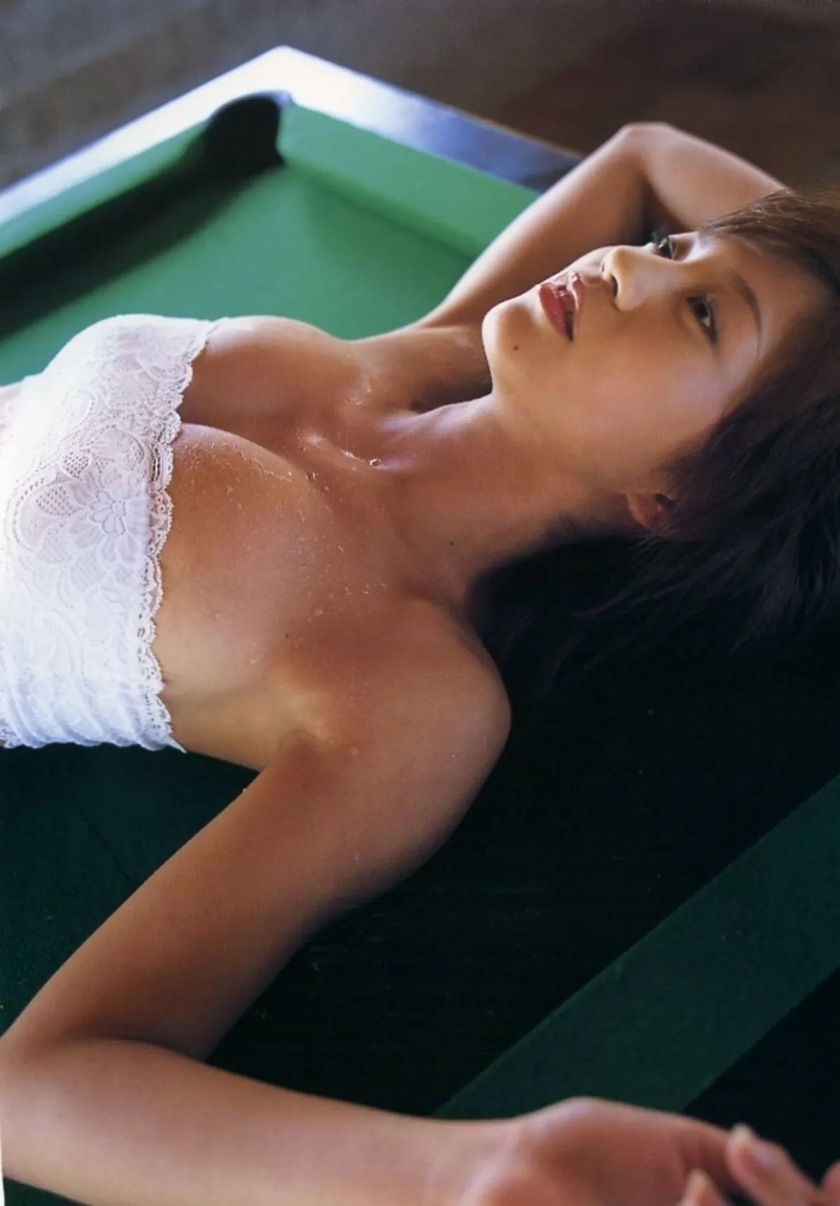 安田美沙子エロ画像297