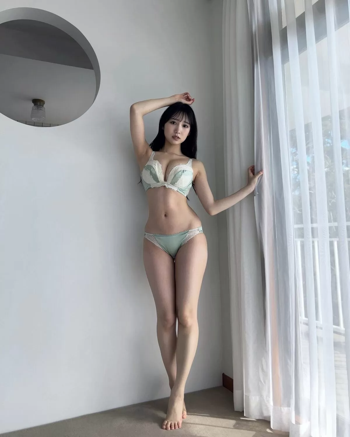 横野すみれエロ画像044