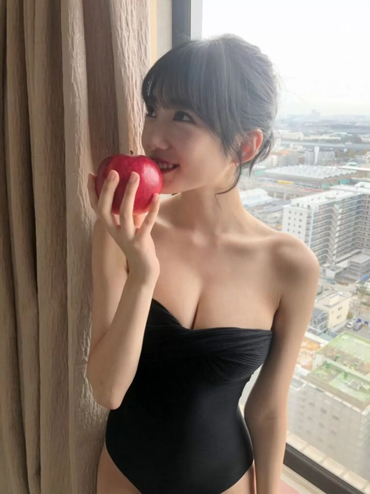 横野すみれエロ画像723