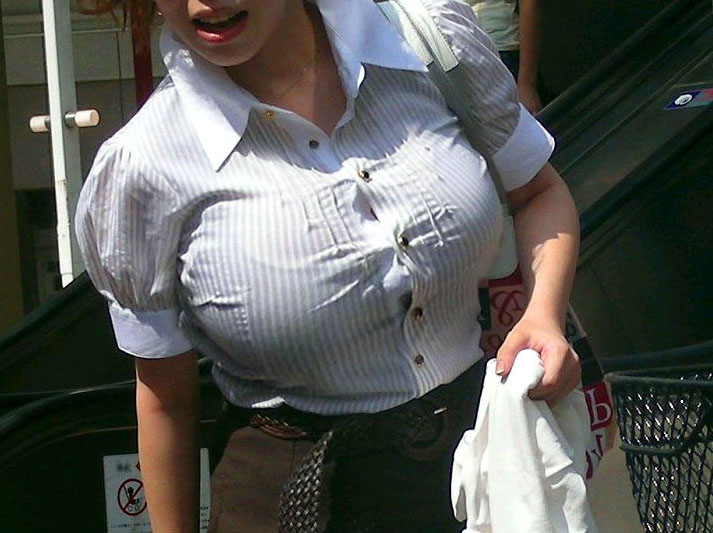 思わず二度見してしまうデカパイギャルたちの盗撮画像wwwのサムネイル