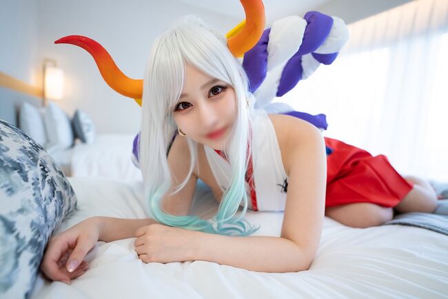ワンピースコスプレエロ画像143枚 ナミやロビン・ウタ・ヤマトなどおっぱいがセクシーすぎるレイヤー集めてみた【動画あり】のサムネイル