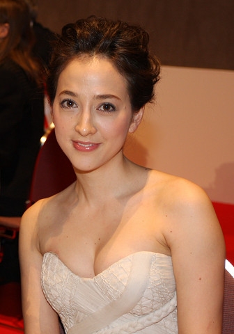 滝川クリステルのおっぱいから母乳が出ることを考えただけで前屈み不可避!!のサムネイル