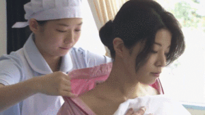 【さとうほなみ ヌード】ゲス乙女のドラマーほないこかがヌード披露、生着替えも！のサムネイル