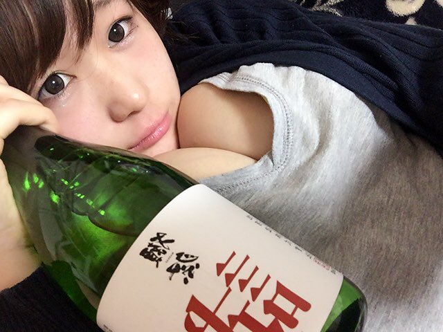 11月8日「いいおっぱいの日」に自慢の巨乳を晒す女子が溢れてた件ｗ (動画あり)のサムネイル