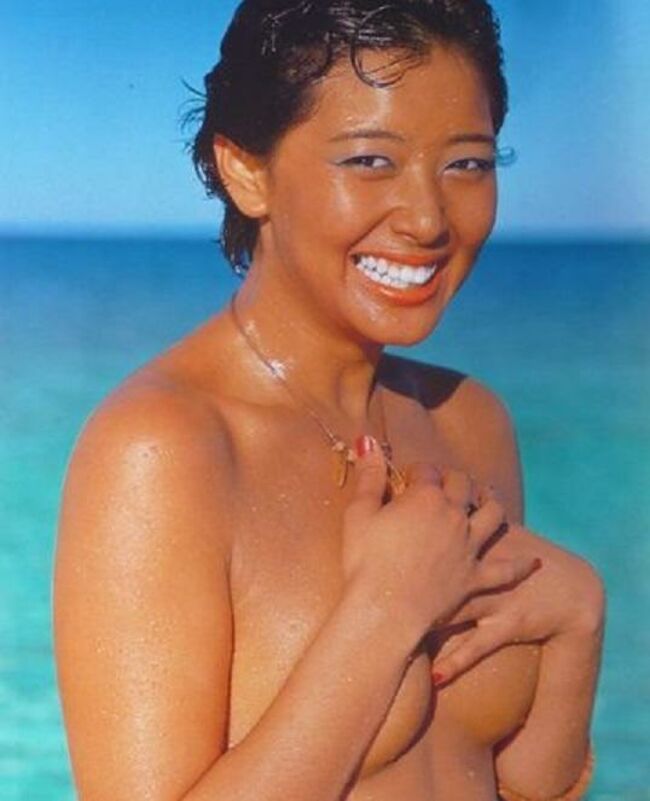 女優「夏目雅子」のおっぱい丸出しヌードや犯され濡れ場＆若いころの水着グラビアエロ画像56枚のサムネイル